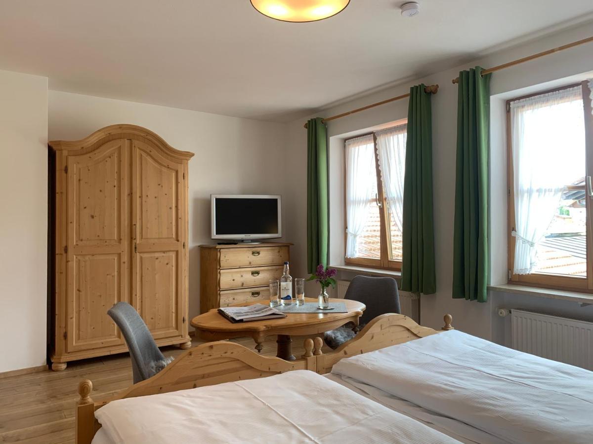 Gaestehaus "Zur Schmiede" Wertach Luaran gambar