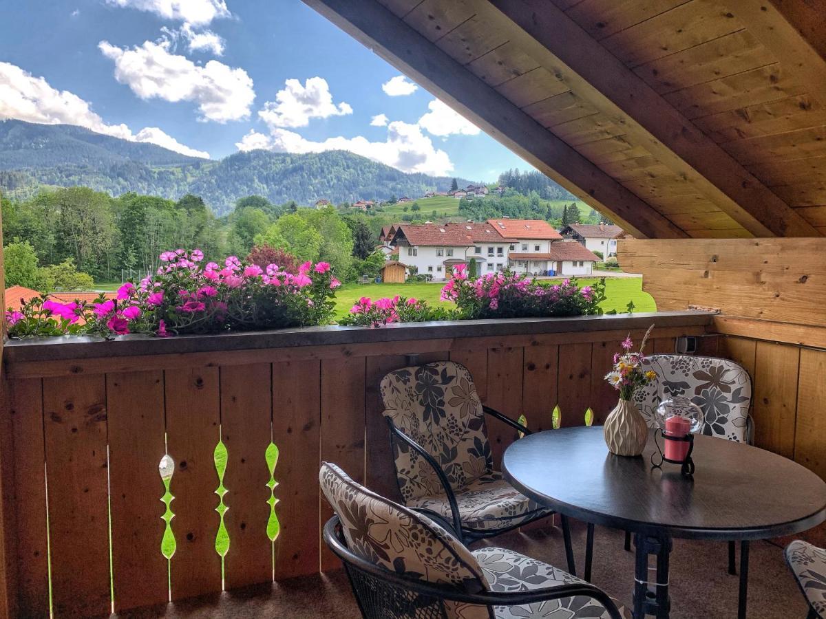 Gaestehaus "Zur Schmiede" Wertach Luaran gambar