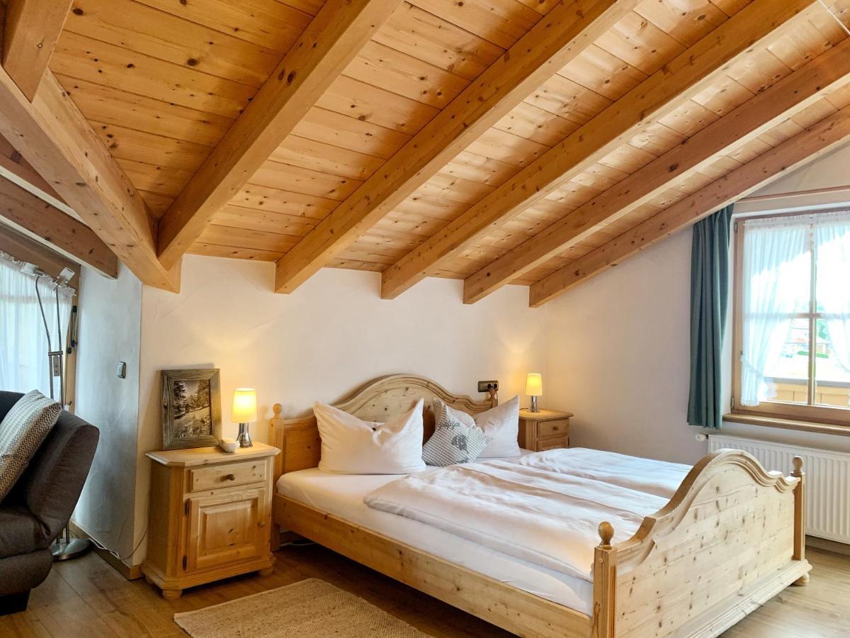 Gaestehaus "Zur Schmiede" Wertach Luaran gambar