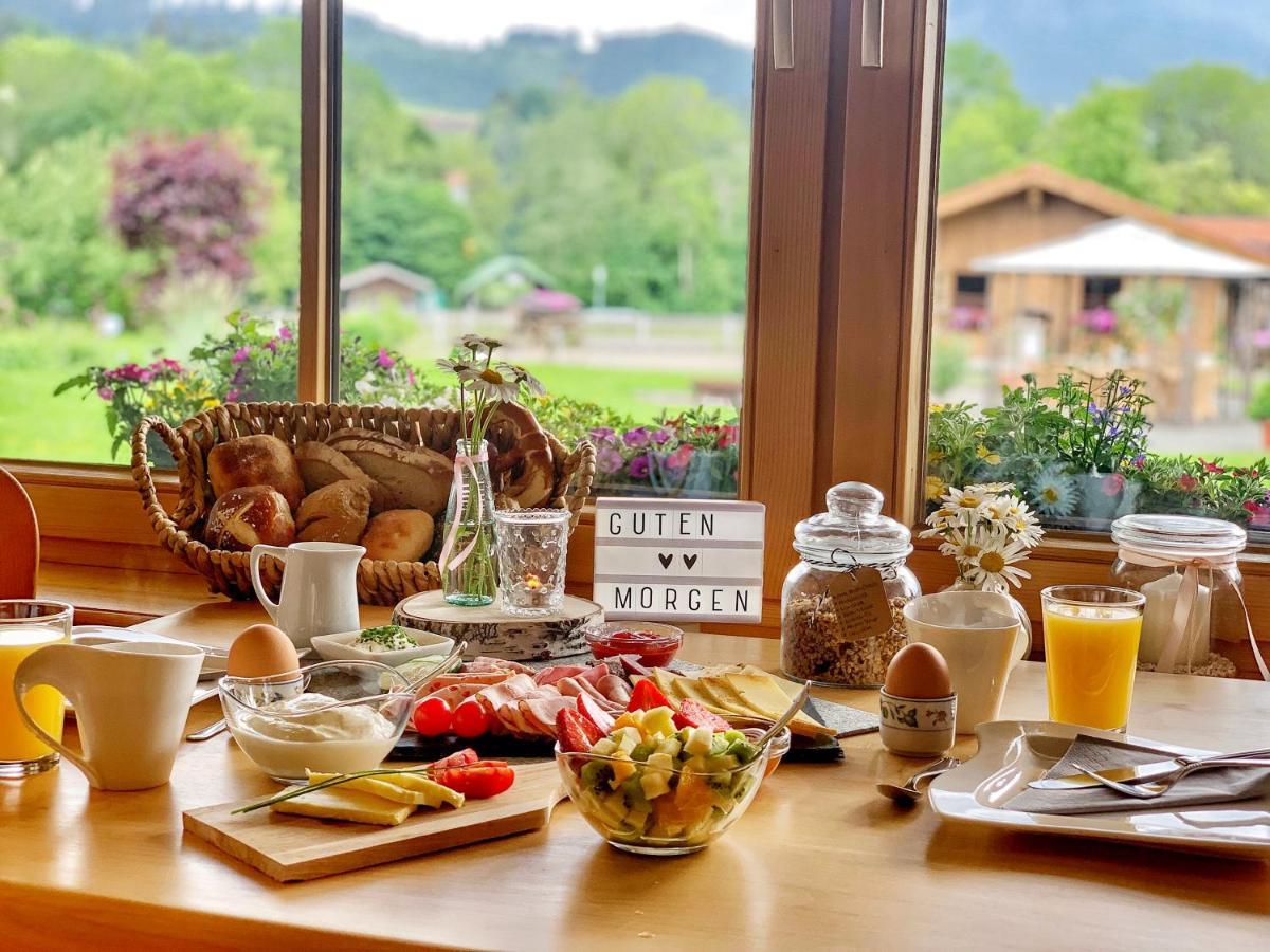 Gaestehaus "Zur Schmiede" Wertach Luaran gambar