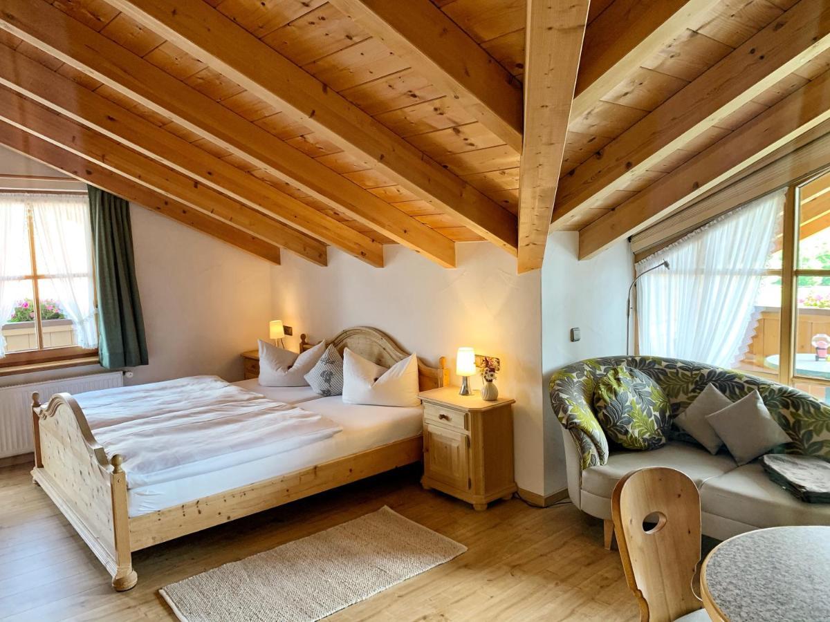 Gaestehaus "Zur Schmiede" Wertach Luaran gambar
