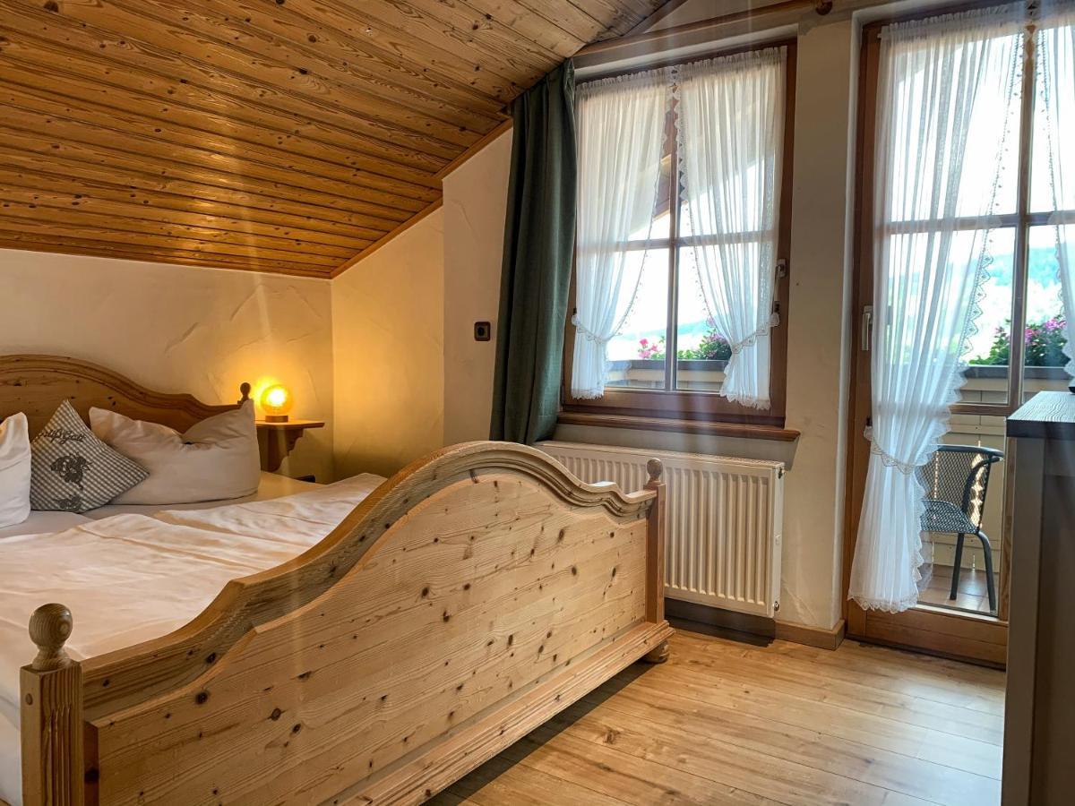 Gaestehaus "Zur Schmiede" Wertach Luaran gambar
